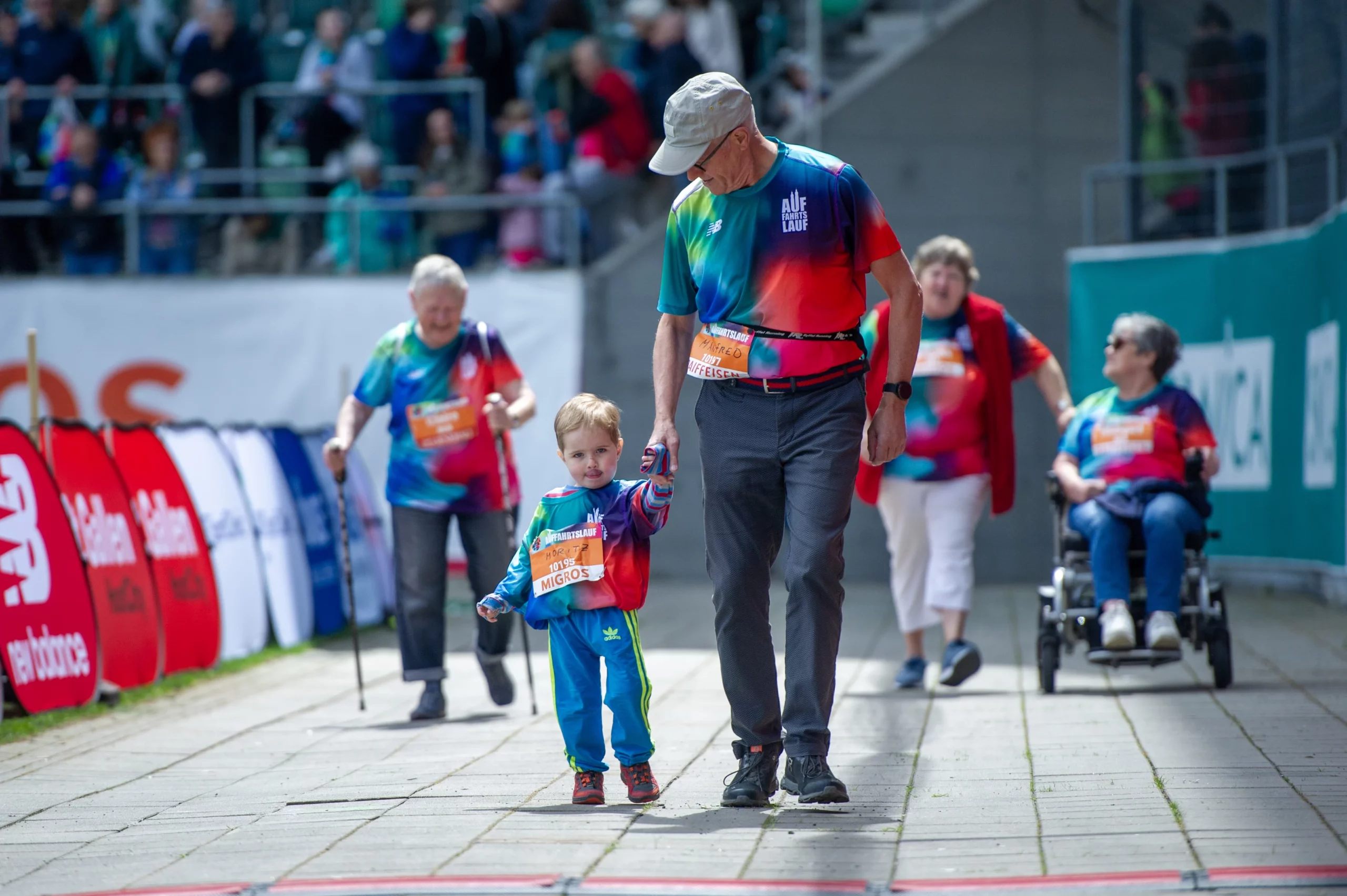 Abklatschen zwier Handballspieler